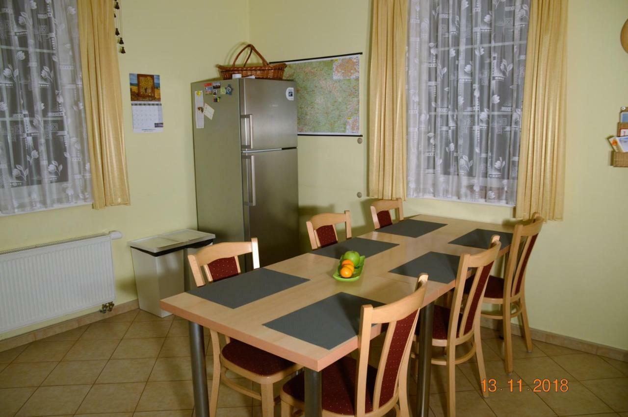 Penzion Pod Kostelem Bublava Exterior foto